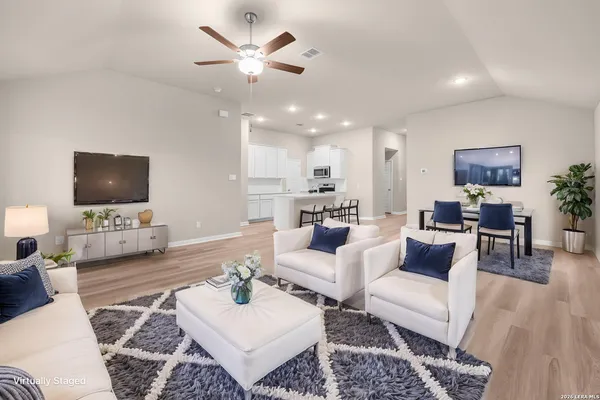 $279,990 | 4815 Maiz Valley, Von Ormy, TX 78073
