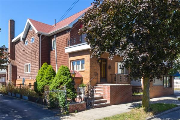 172 Spring Street Medford, MA 02155 - Photo 1 of 30 Gallery Image 1