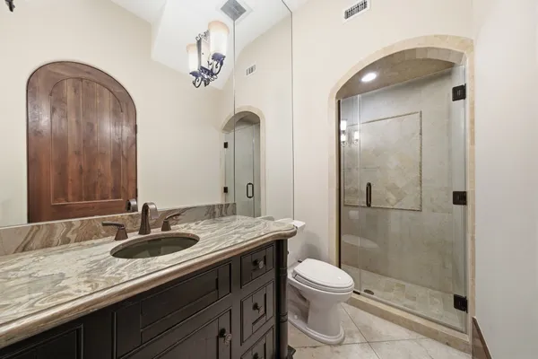 a view of utility room