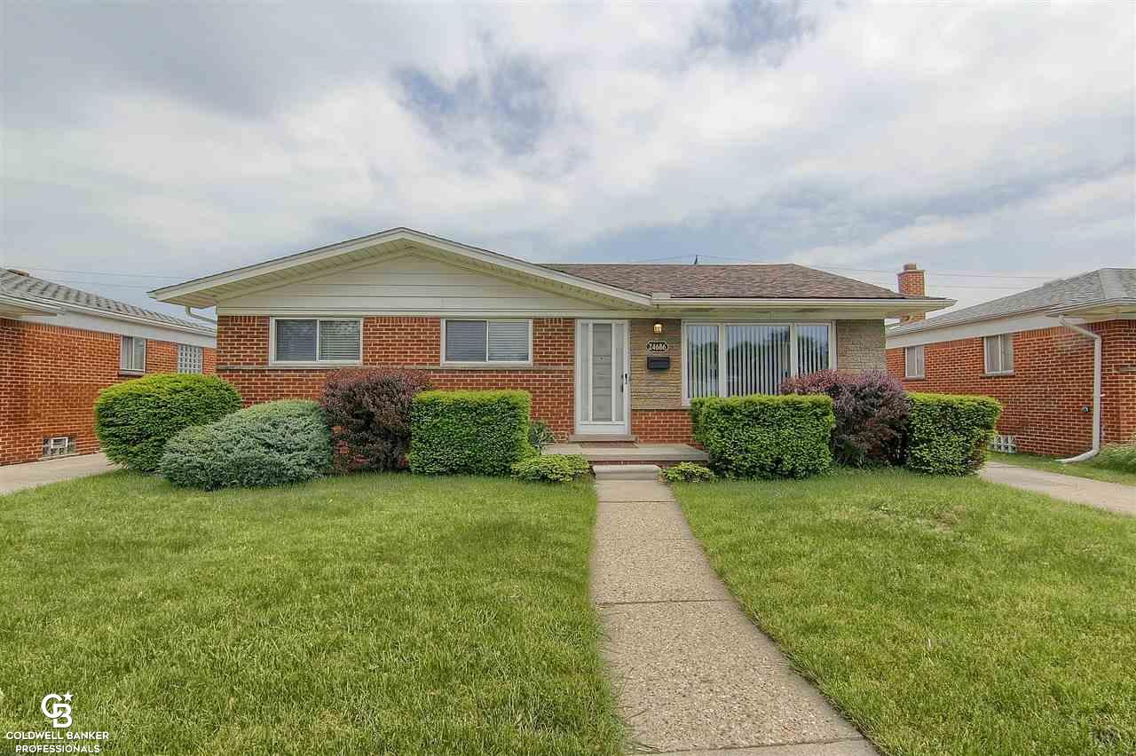 24686 Roxana Avenue Eastpointe, MI 48021 - Photo 1 of 30 31382913.JPG