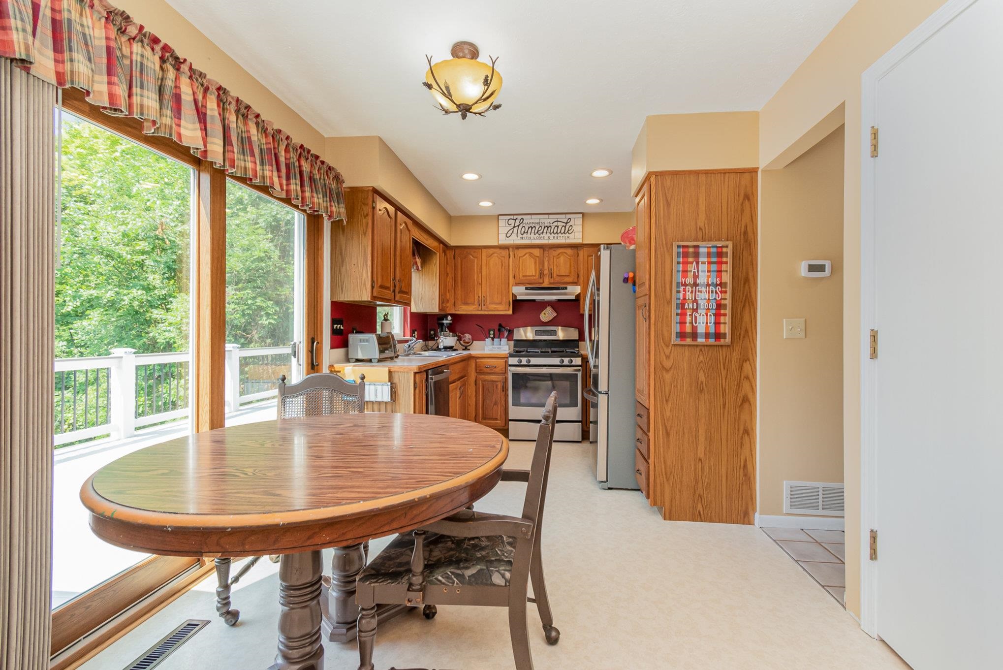 7575 Cove Road Hale, MI 48739 - Photo 8 of 34 1925176-05dbeacb-2fd6-418f-ba1c-9e4093847569.JPG