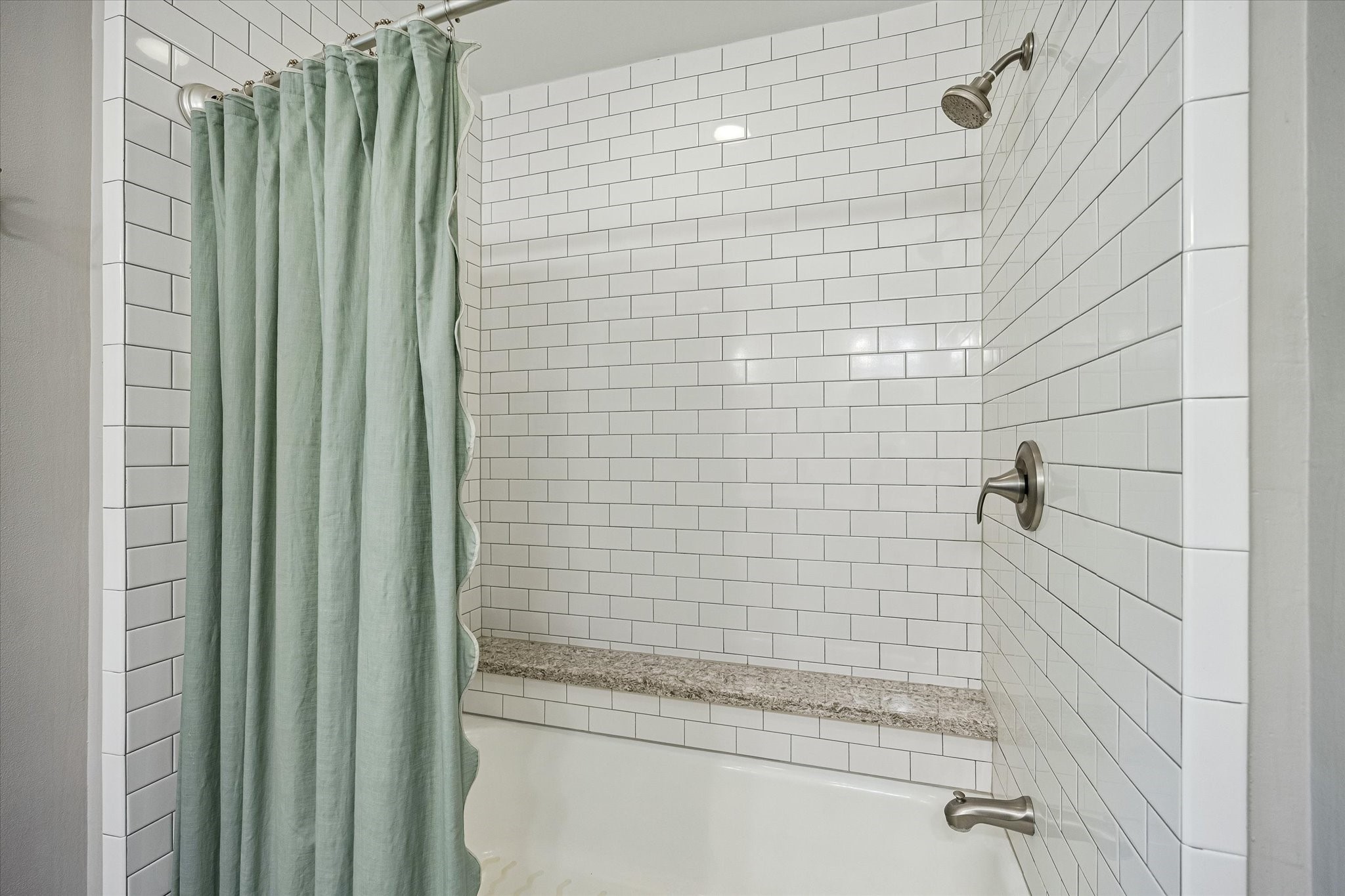 230 East 25th Street Houston, TX 77008 - Photo 24 of 50