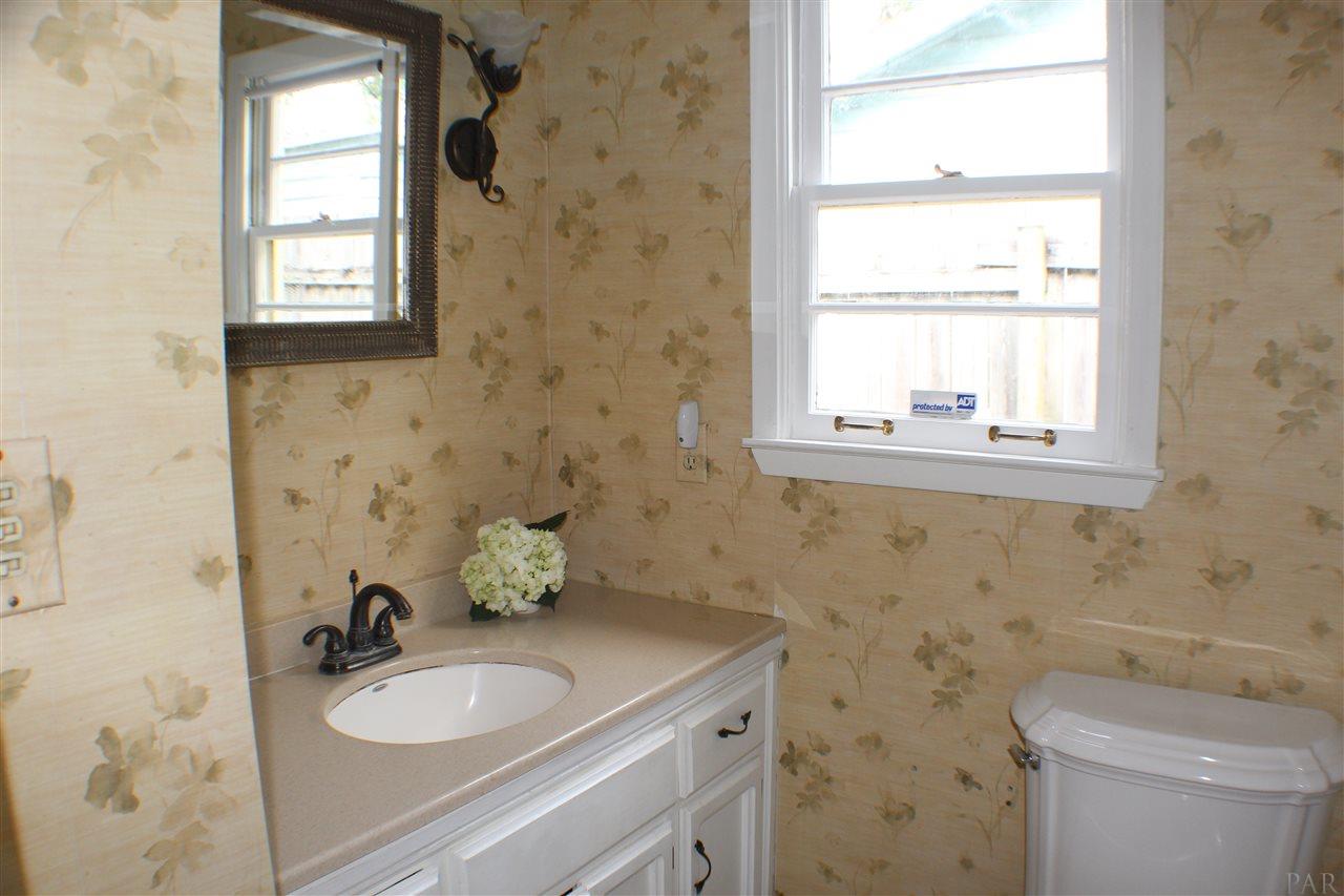 110 Country Club Road Pensacola, FL 32507 - Photo 7 of 25 Gallery Image 7
