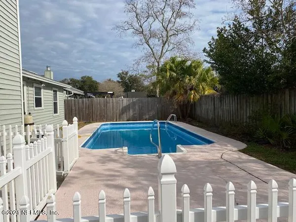 $2,600 | 13252 Morning Sun Drive, Jacksonville, FL 32225