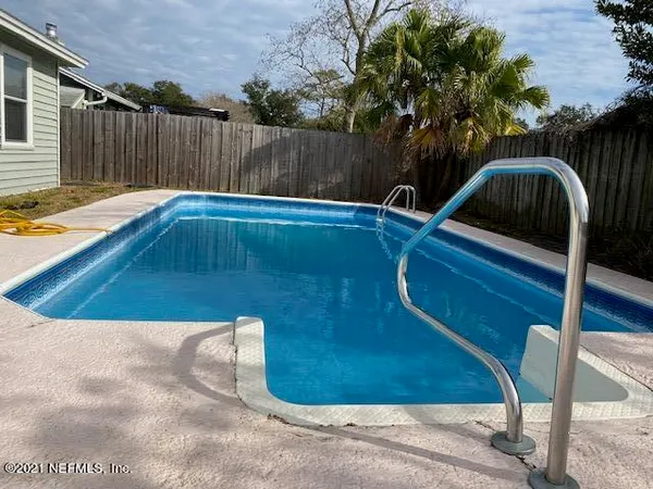 $2,600 | 13252 Morning Sun Drive, Jacksonville, FL 32225