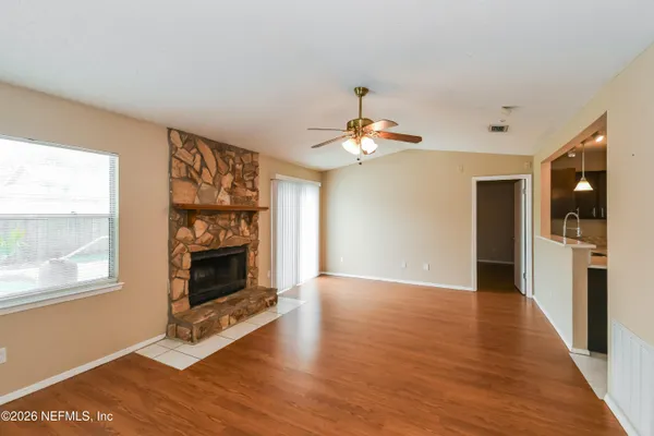 $2,600 | 13252 Morning Sun Drive, Jacksonville, FL 32225