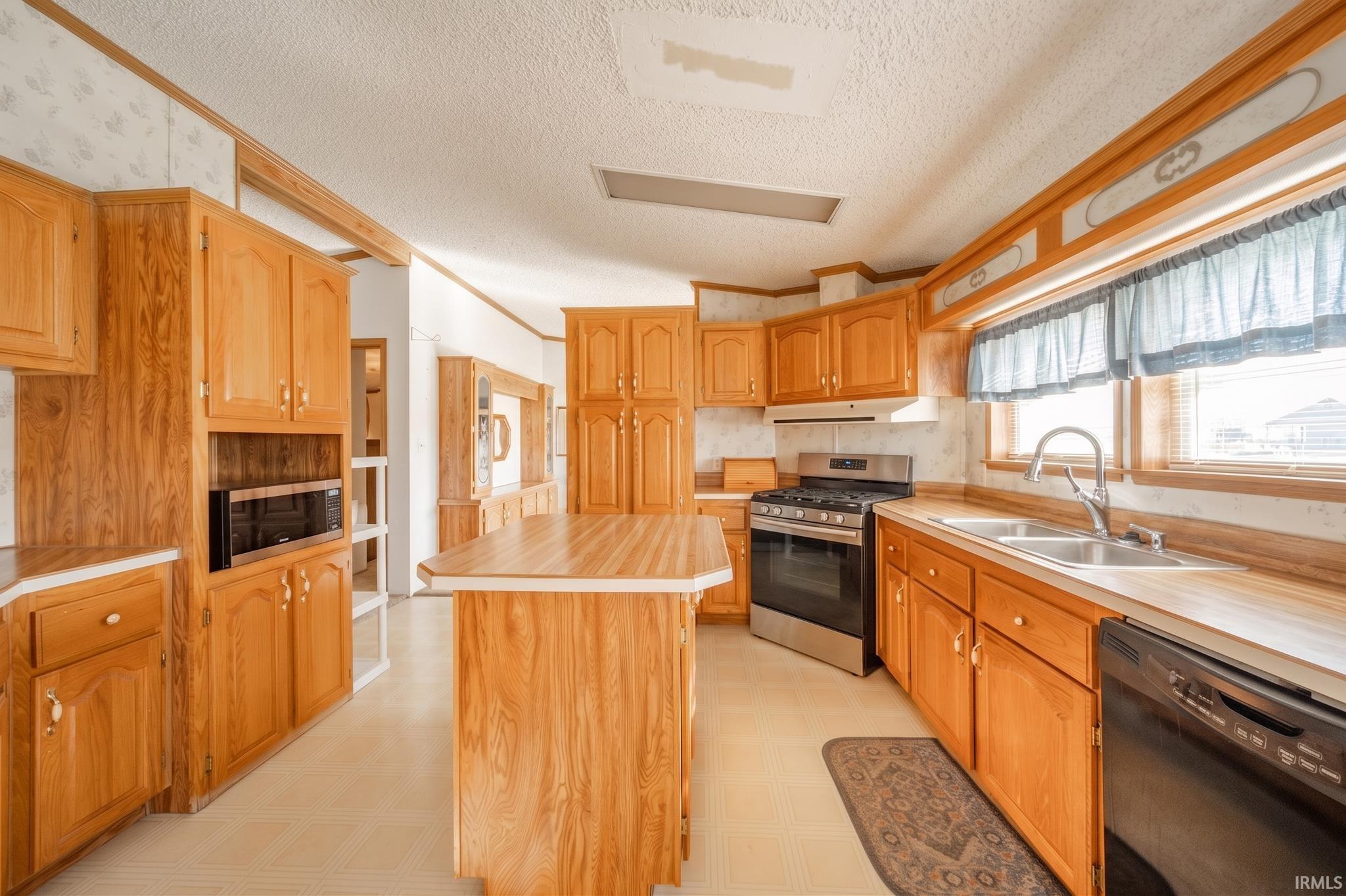750 South Messick Road New Castle, IN 47362 - Photo 11 of 32 Gallery Image 11