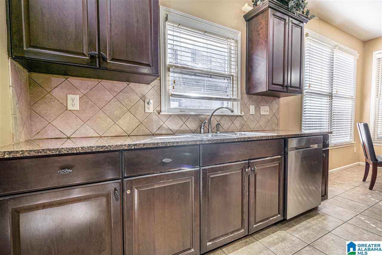 2051 Chalybe Way Bessemer, AL 35022 - Photo 11 of 49