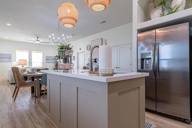 $699,000 | 512 Caplen Shores Drive, Port Bolivar, TX 77650