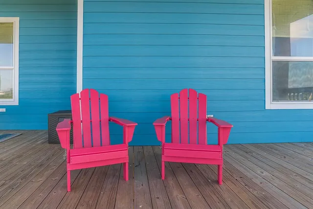 $699,000 | 512 Caplen Shores Drive, Port Bolivar, TX 77650