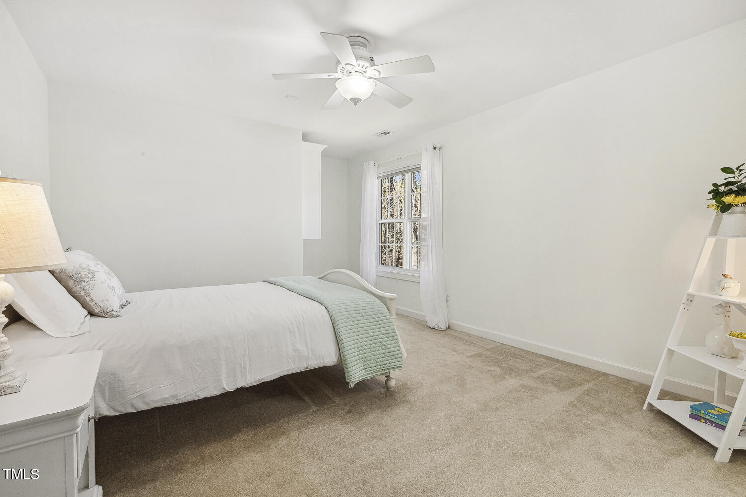 8215 Cushing Street Raleigh, NC 27613 - Photo 51 of 69 065
