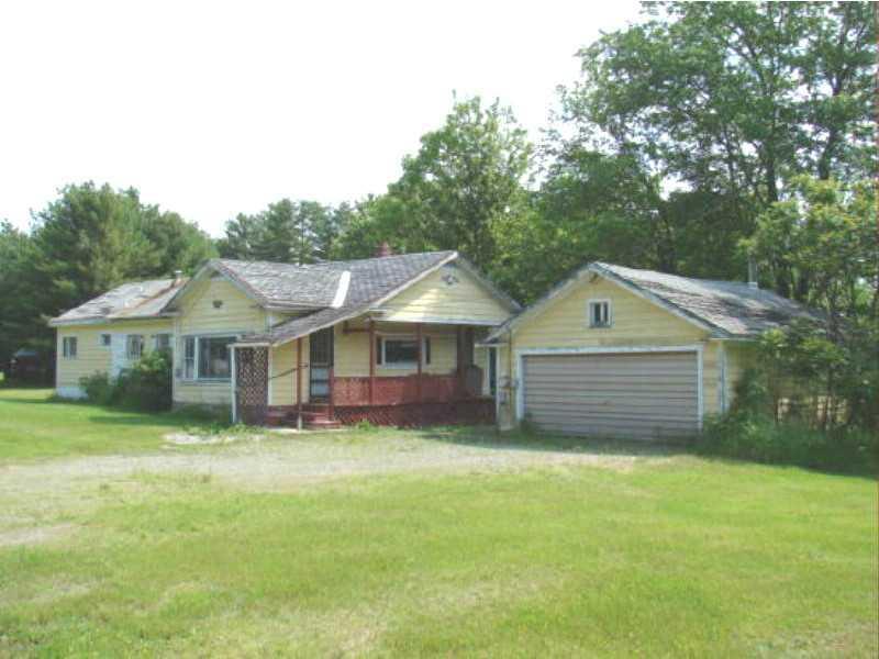 117 River Road Embden, ME 04958 - Photo 1 of 2 Exterior Front.