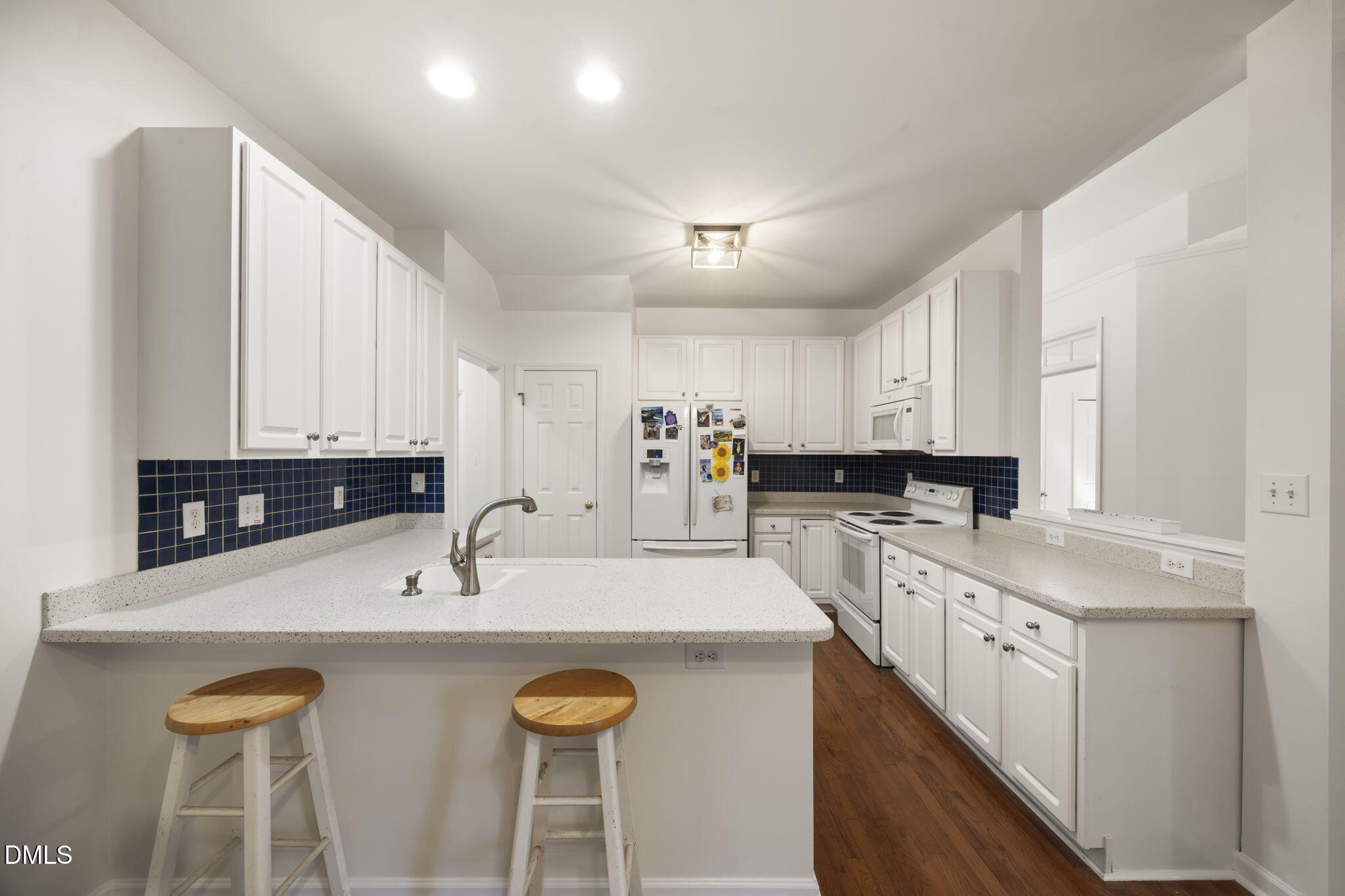8704 Springhouse Lane Raleigh, NC 27617 - Photo 21 of 46 25-web-or-mls-484A6903
