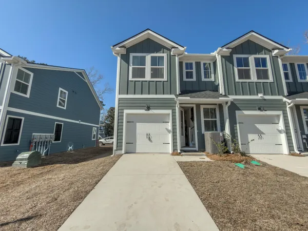 $2,300 | 451 Martins Creek Boulevard, Summerville, SC 29485