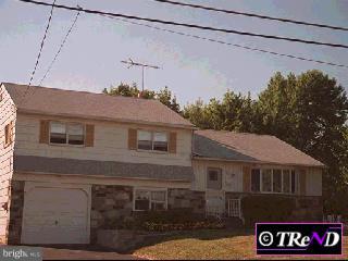 979 Roberts Road Warminster, PA 18974 - Photo 1 of 1 Gallery Image 1