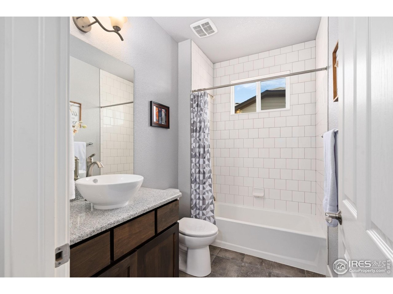 7108 Shadow Ridge Drive Fort Collins, CO 80525 - Photo 6 of 38 Full shared bathroom