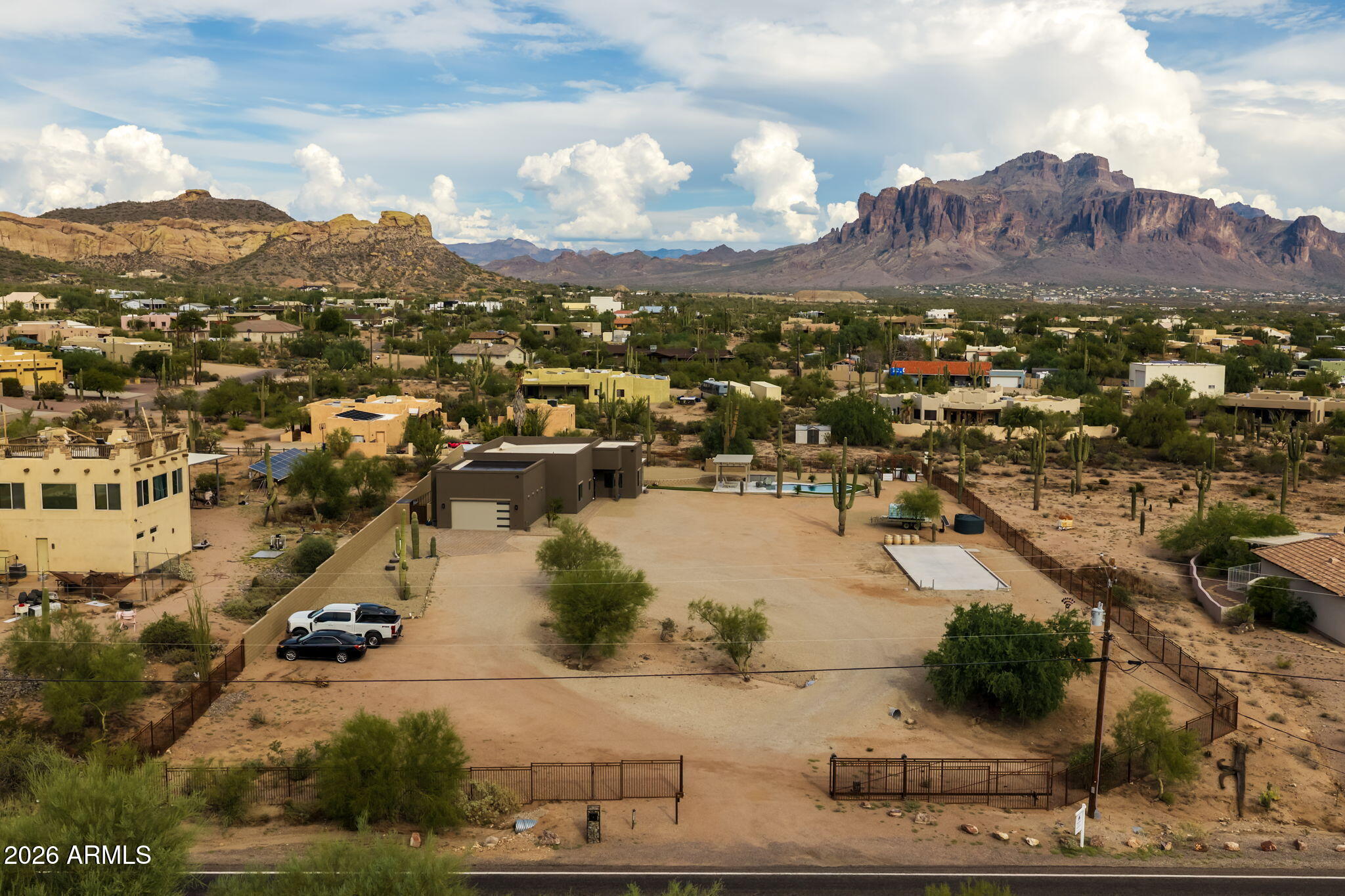 4921 North Wolverine Pass Road Apache Junction, AZ 85119 - Photo 5 of 72 5-web-or-mls-4921 N Wolverine Pass Rd, A