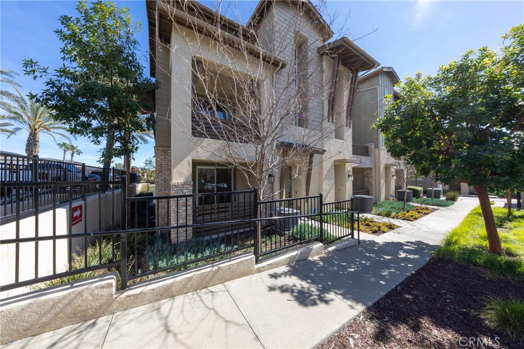 7358 Luminaire Place Rancho Cucamonga, CA 91739 - Photo 3 of 44