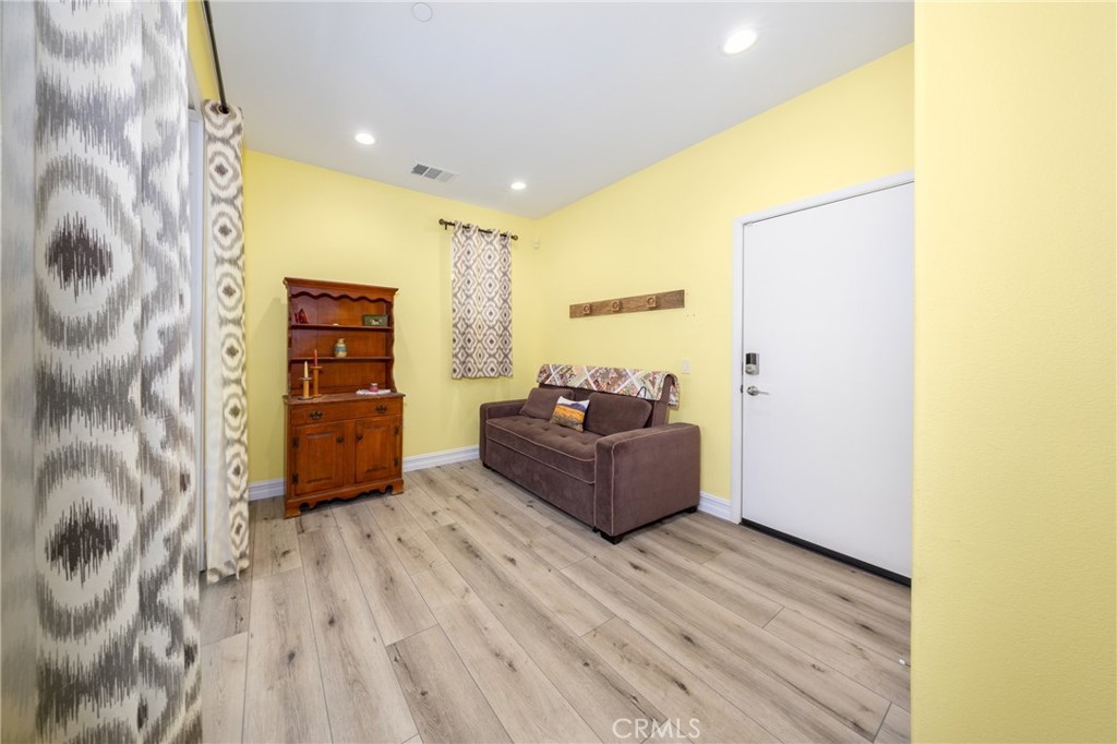 7358 Luminaire Place Rancho Cucamonga, CA 91739 - Photo 5 of 44