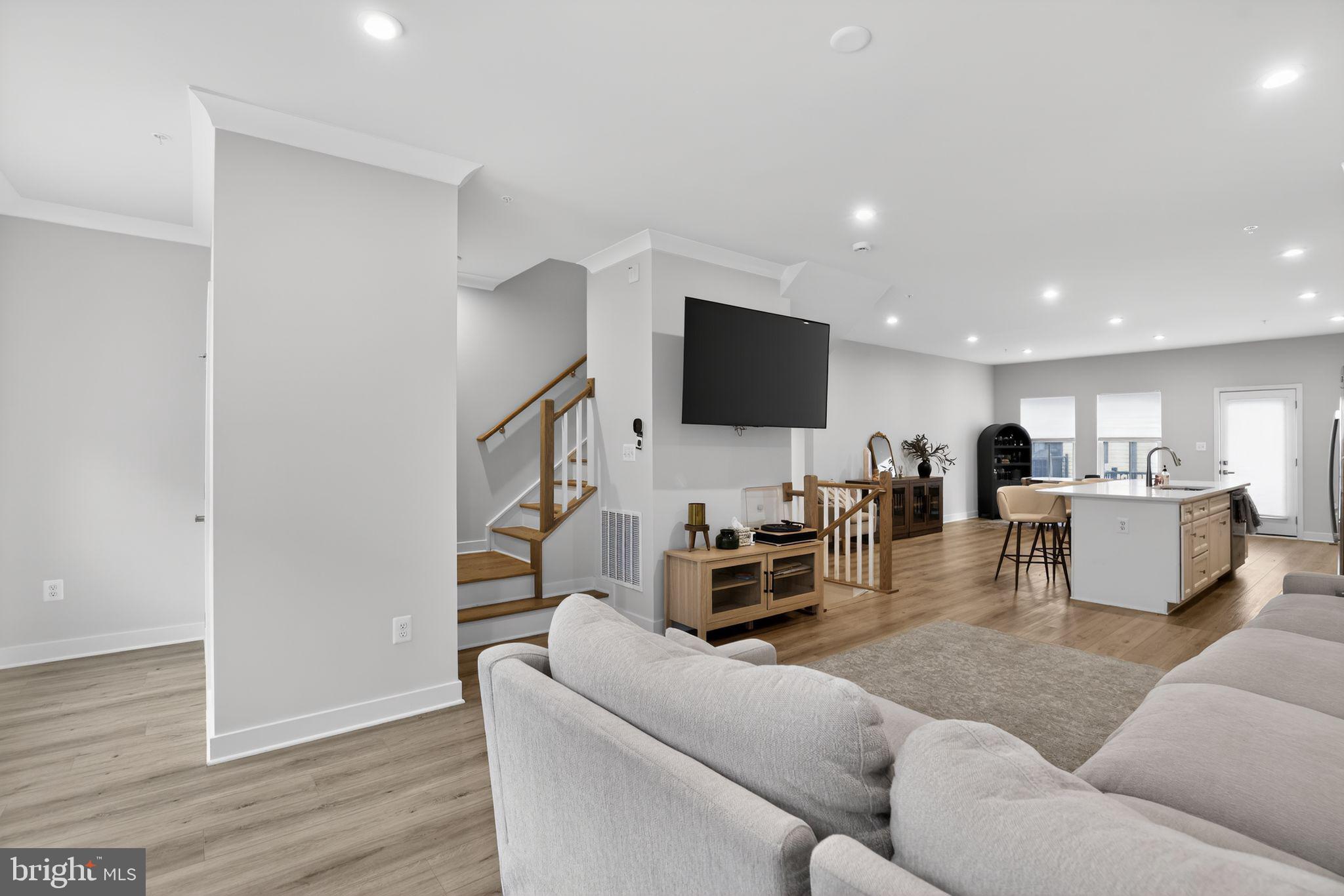 1575 Lowman Street Baltimore, MD 21230 - Photo 14 of 35