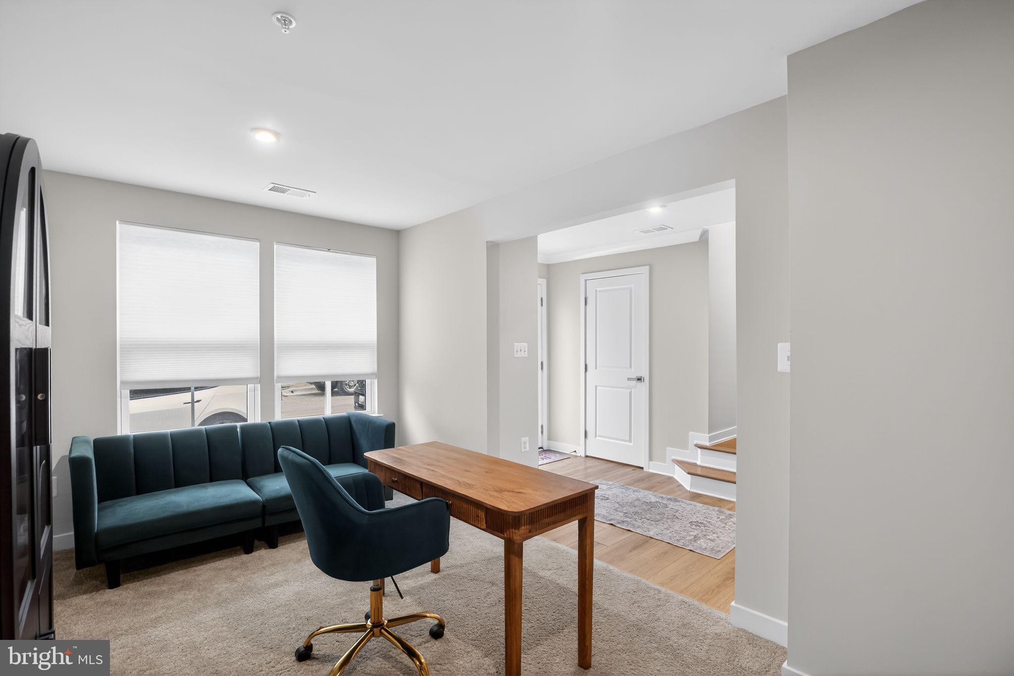 1575 Lowman Street Baltimore, MD 21230 - Photo 4 of 35