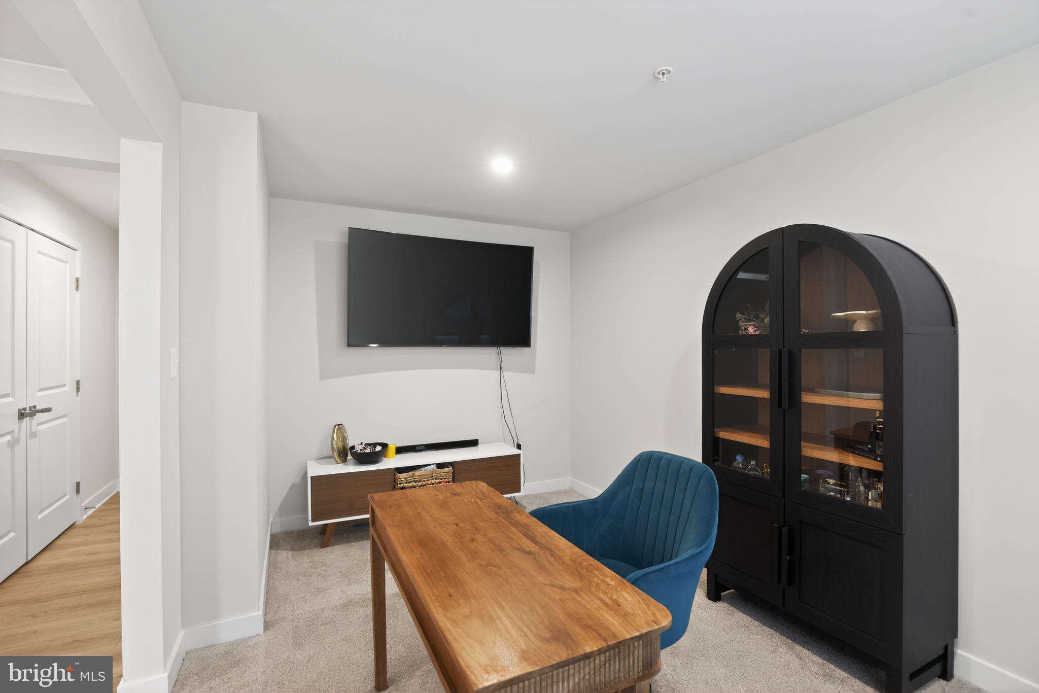 1575 Lowman Street Baltimore, MD 21230 - Photo 5 of 35