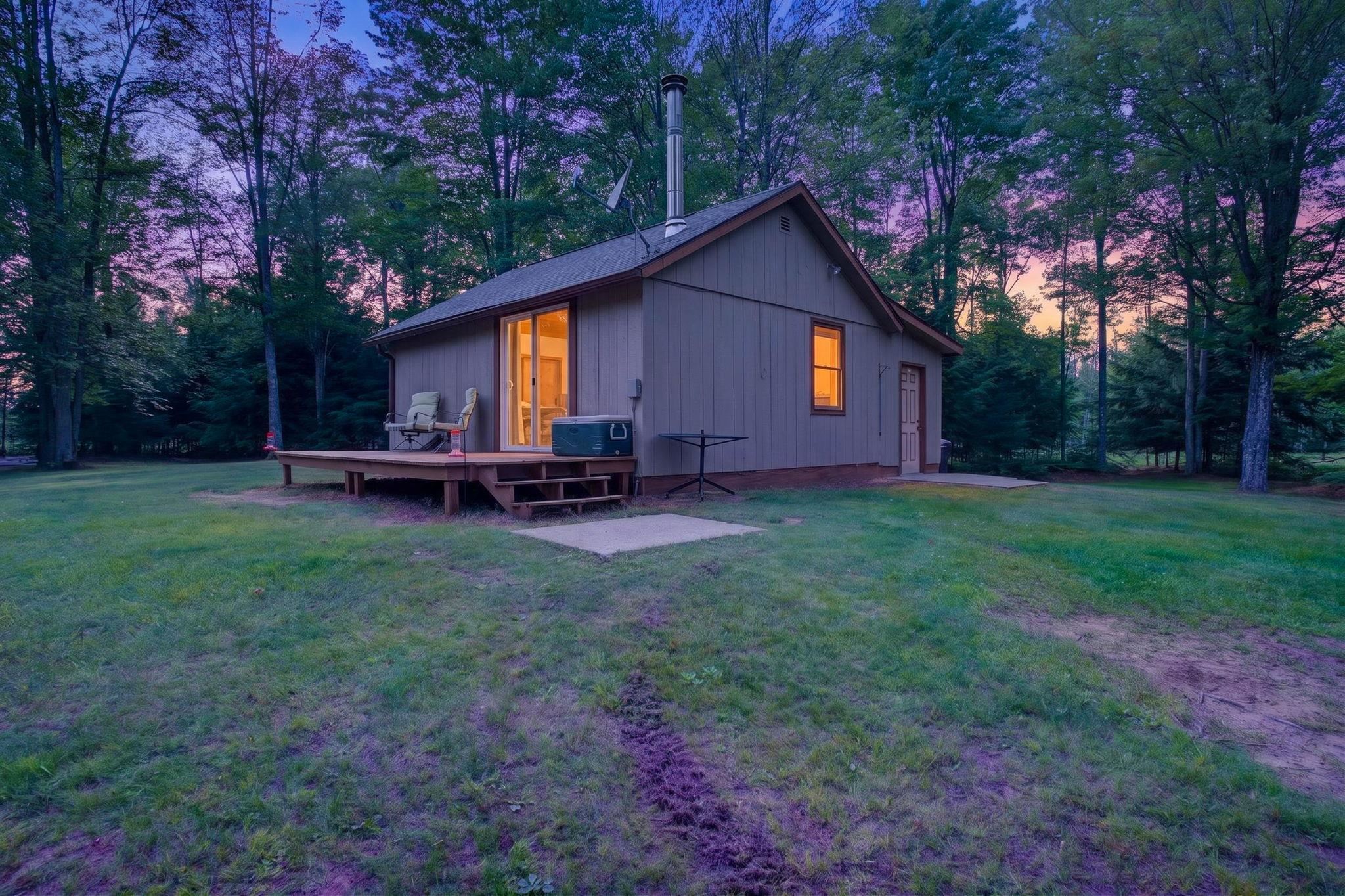 W4220 Number 7 Road Menominee, MI 49858 - Photo 3 of 54