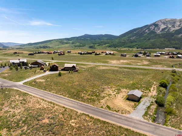 $700,000 | 278 North Avion Drive, Crested Butte, CO 81224