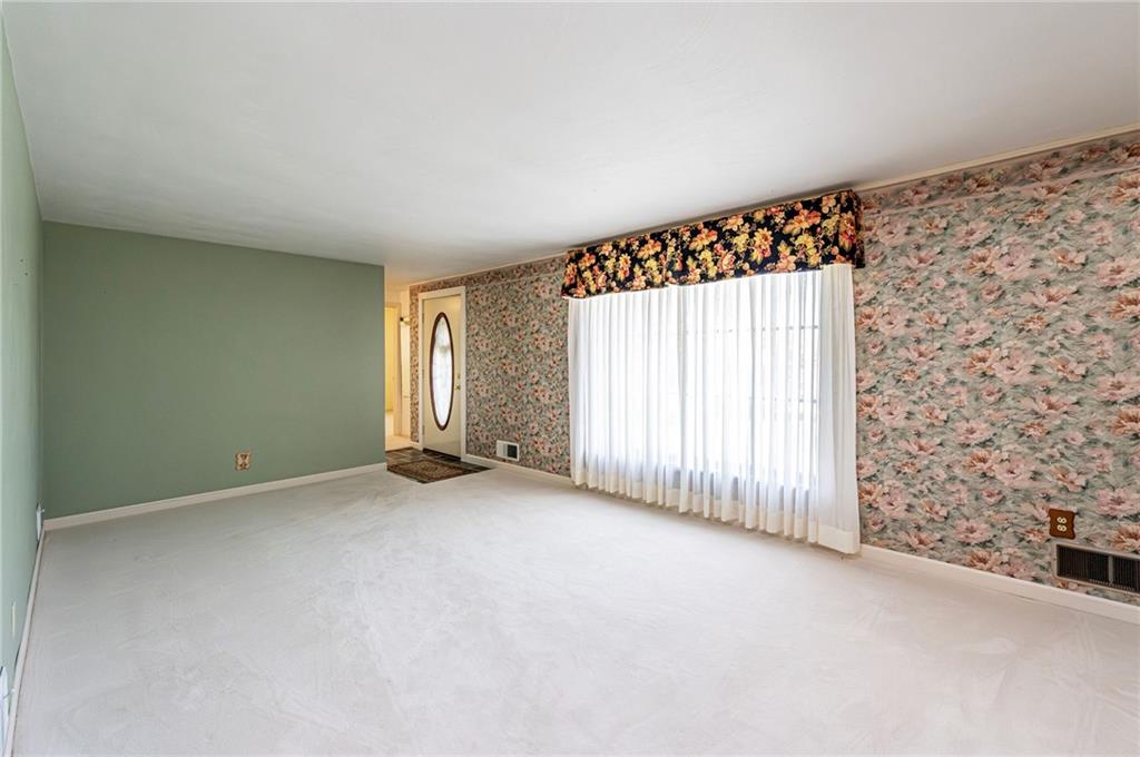 1515 George Street Latrobe, PA 15650 - Photo 22 of 50 SHOWING ENTRY