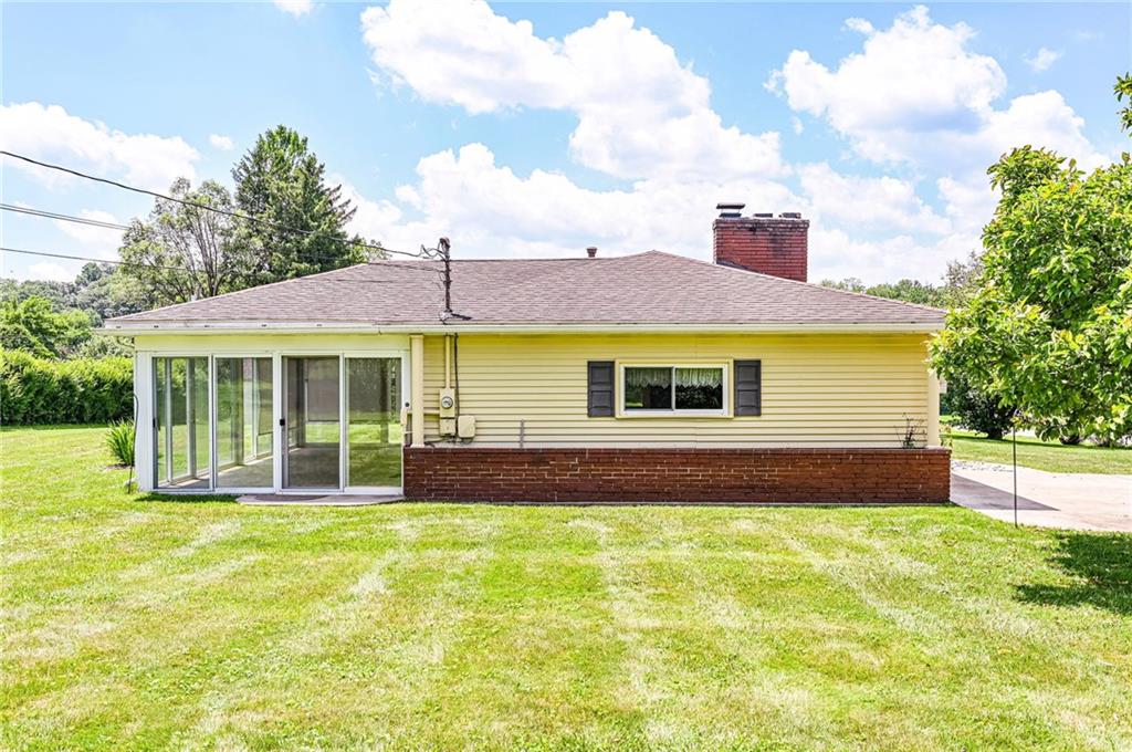 1515 George Street Latrobe, PA 15650 - Photo 3 of 50 EXTERIOR LEFT SIDE VIEW