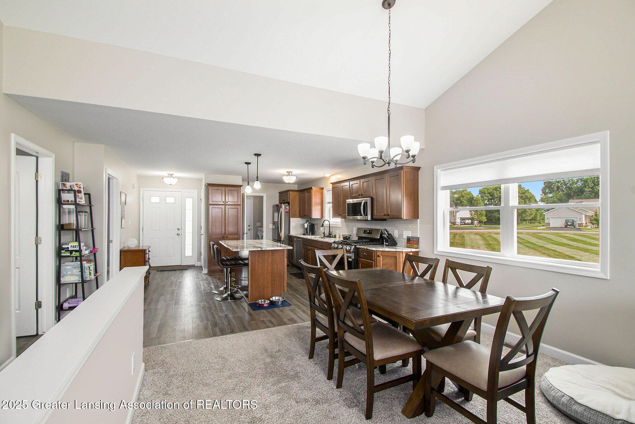 4012 Eastbridge Road Stockbridge, MI 49285 - Photo 16 of 28 Dining