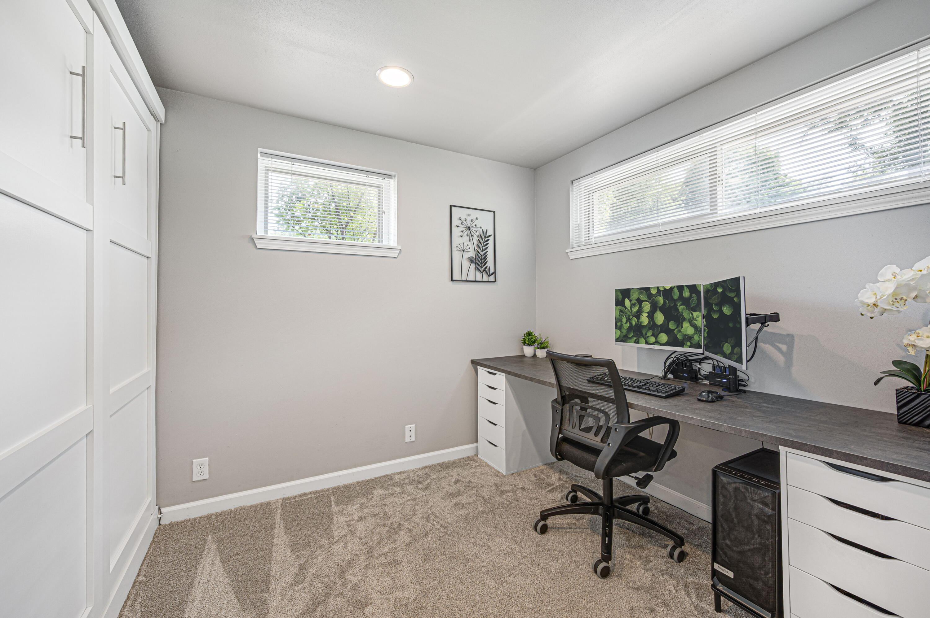 8680 North Regent Road Fox Point, WI 53217 - Photo 13 of 23 Lower-Level Office with Murphy Bed