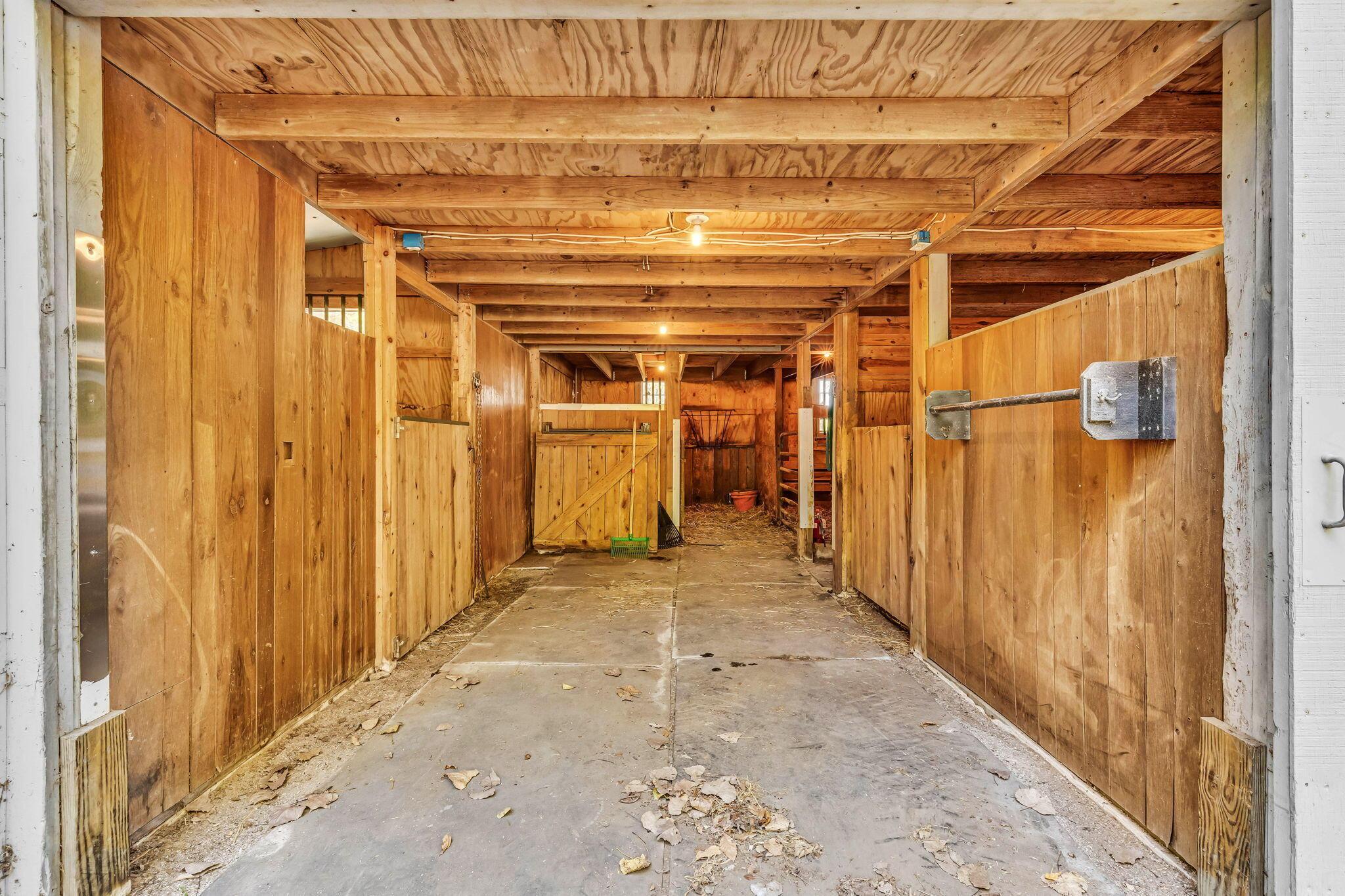 5830 Houchard Road Dublin, OH 43016 - Photo 47 of 57 The Barn