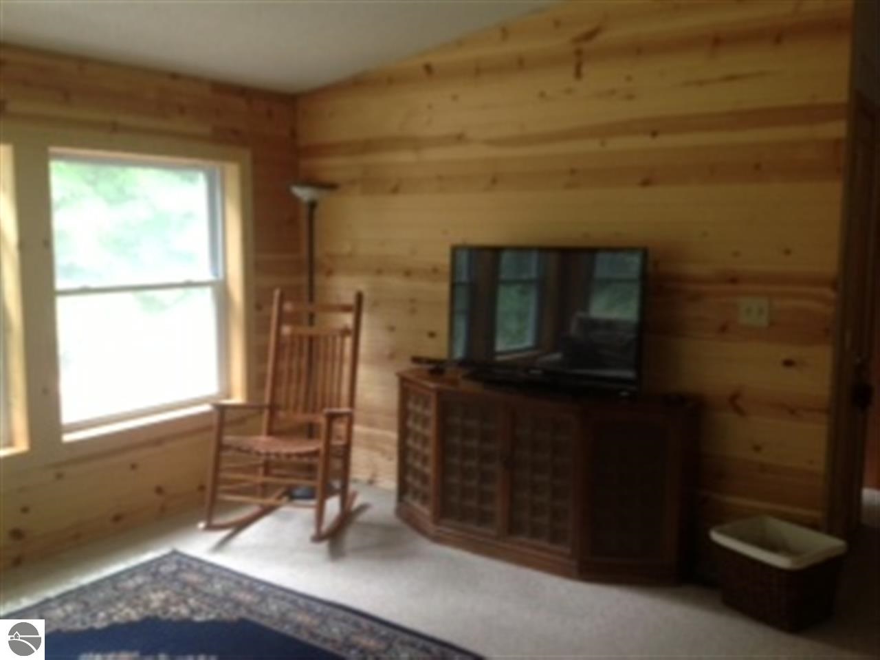 5544 Mabel Road Williamsburg, MI 49690 - Photo 37 of 39 1774886-37.JPG