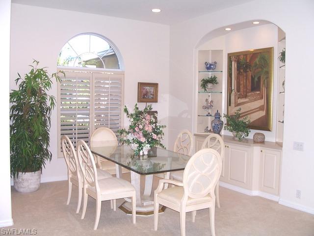 124 Spring Lake Circle Naples, FL 34119 - Photo 4 of 8 Gallery Image 4