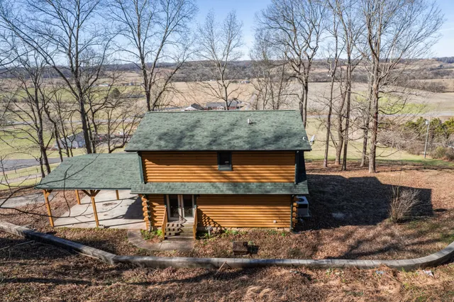 $389,900 | 3005 Pulaski Highway, Cornersville, TN 37047