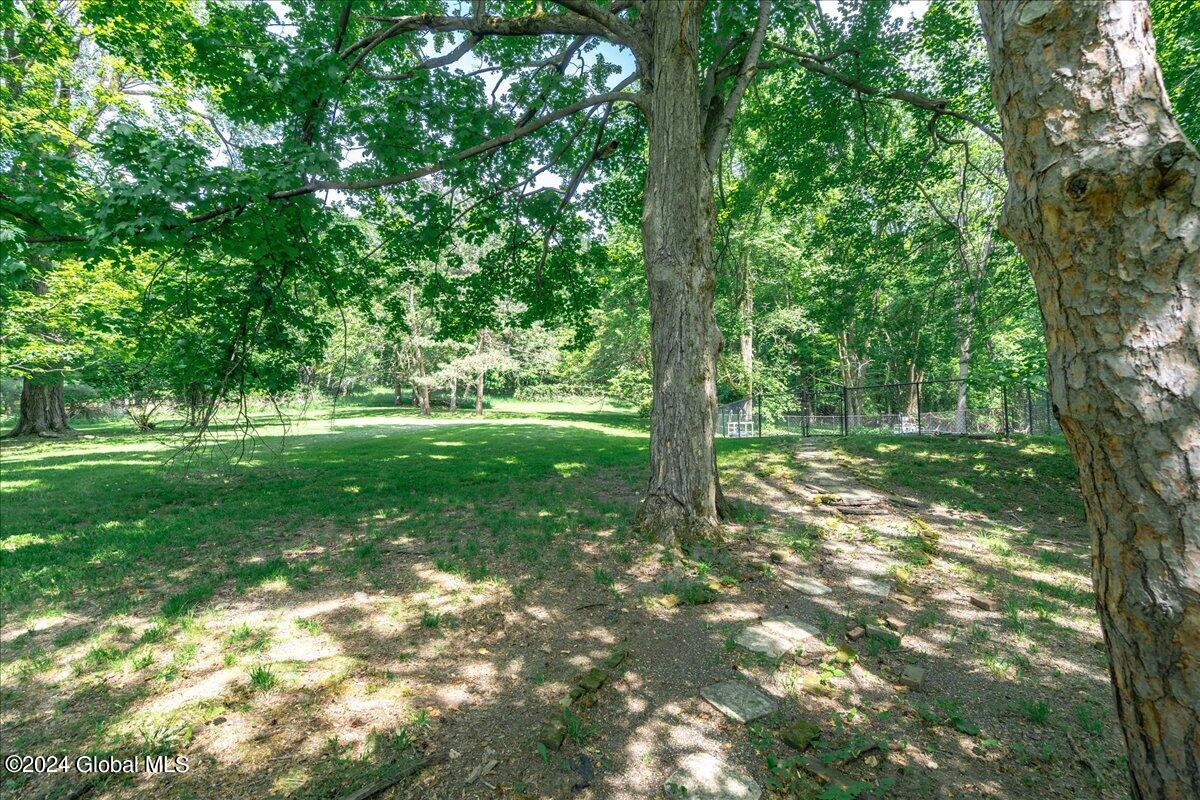 95 Brunswick Road Troy, NY 12180 - Photo 33 of 49 037-95 BRUNSWICK-58