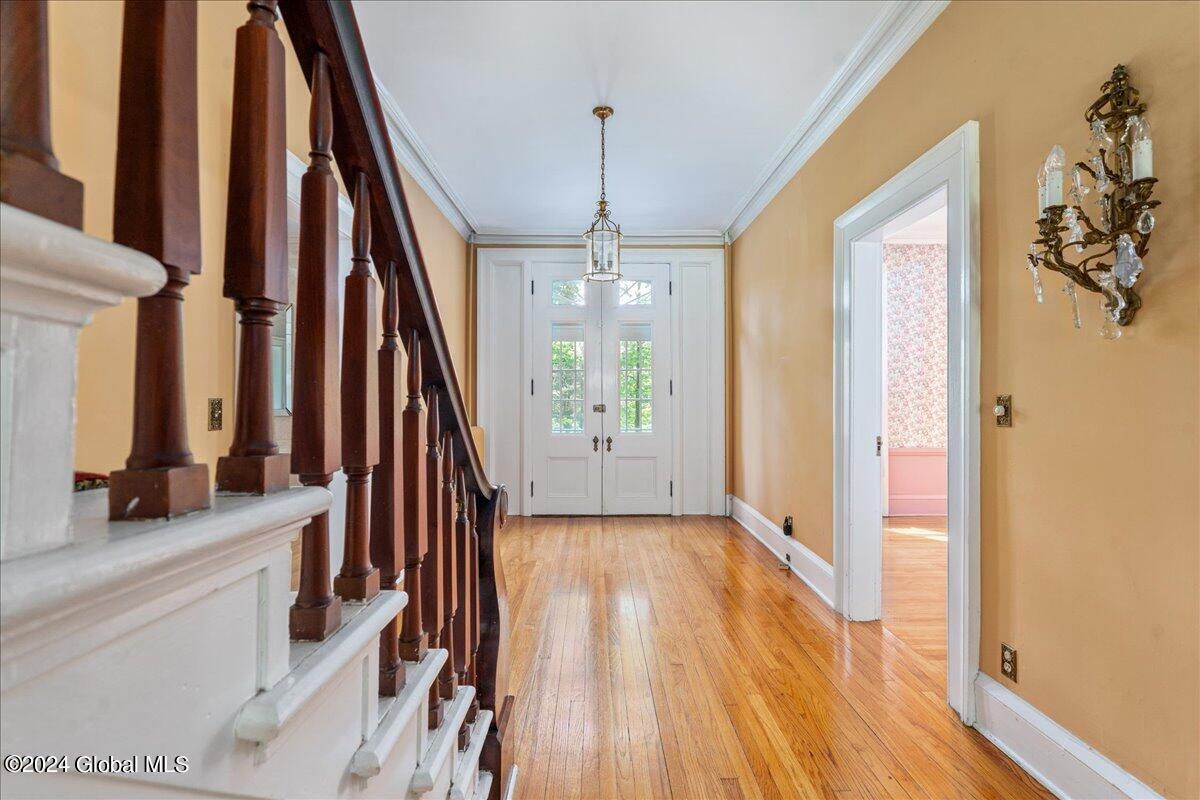 95 Brunswick Road Troy, NY 12180 - Photo 6 of 49 093-95 BRUNSWICK