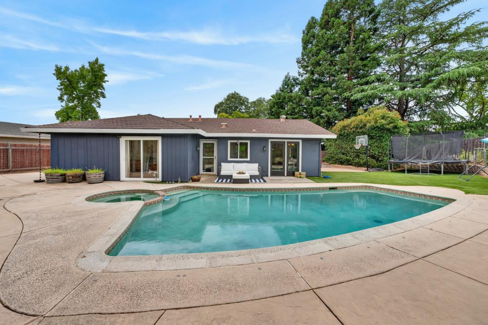 4536 Stonewall Drive Fair Oaks, CA 95628 - Photo 46 of 67