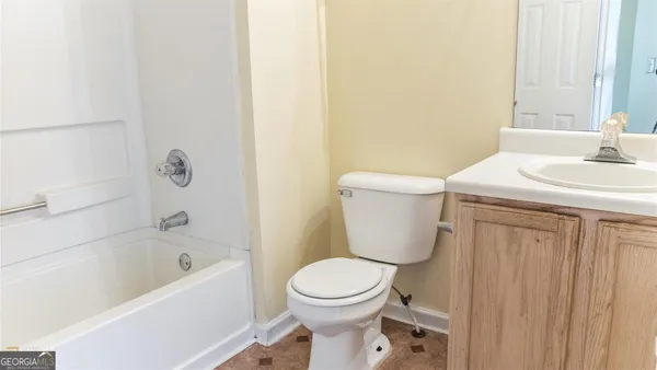 $1,800 | 872 Asbury Trail, Lithonia, GA 30058