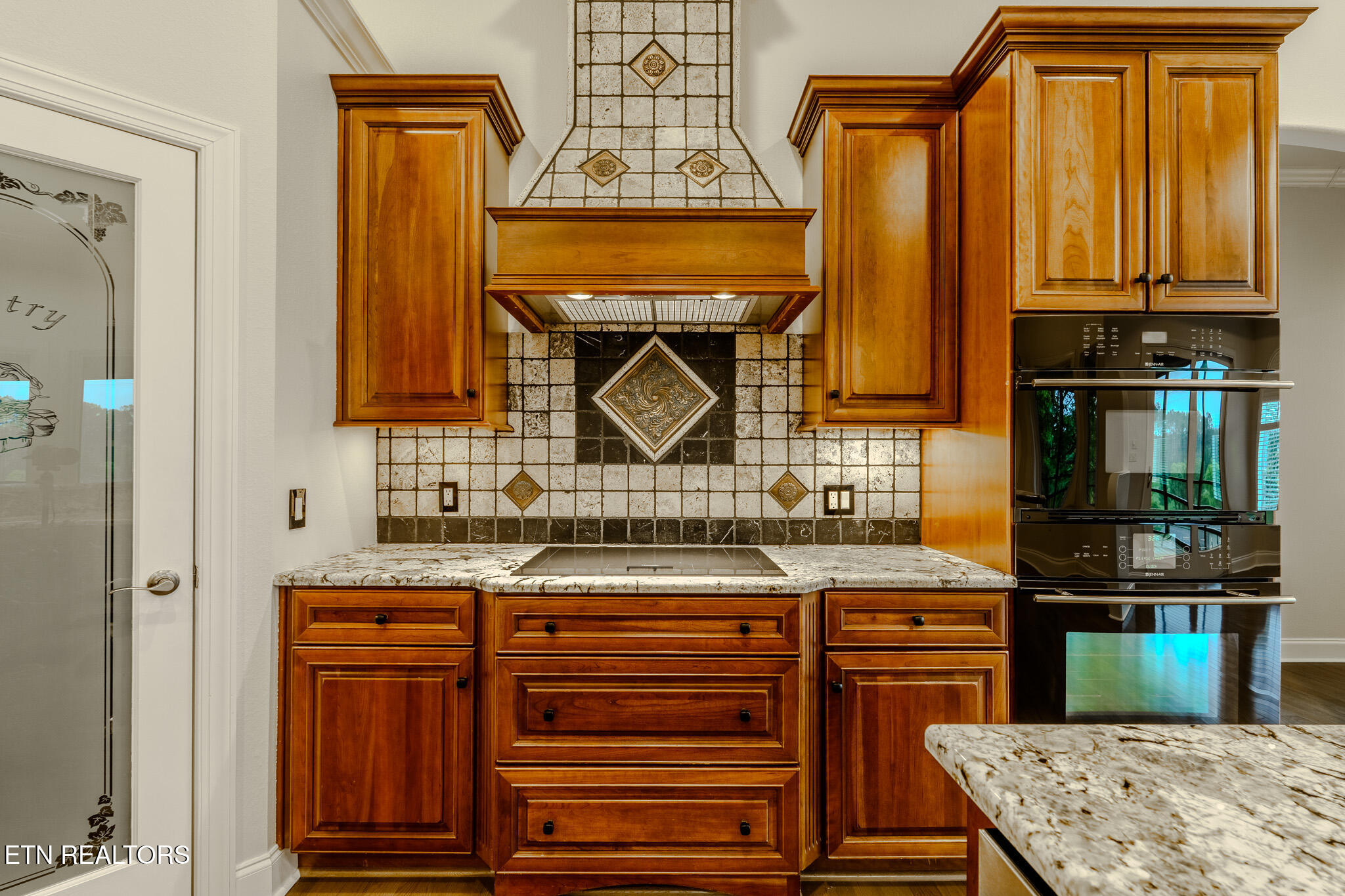 402 Catoosa Lane Loudon, TN 37774 - Photo 11 of 57 _DSC9734-HDR