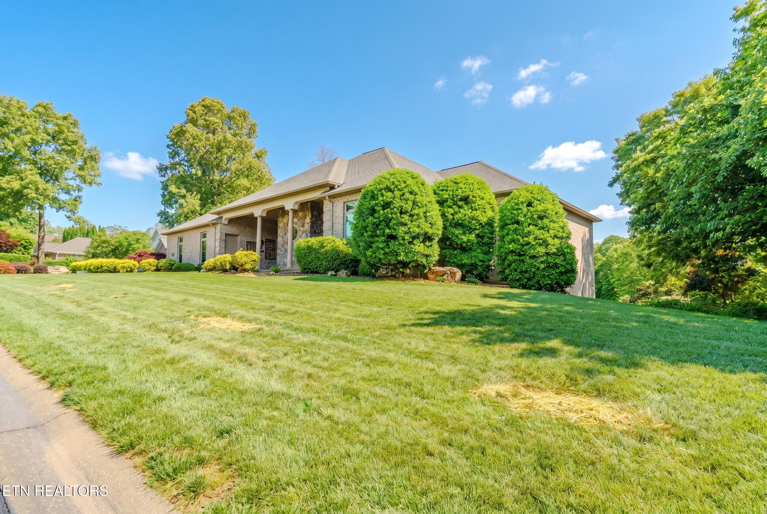 402 Catoosa Lane Loudon, TN 37774 - Photo 2 of 57 _DSC0145-HDR