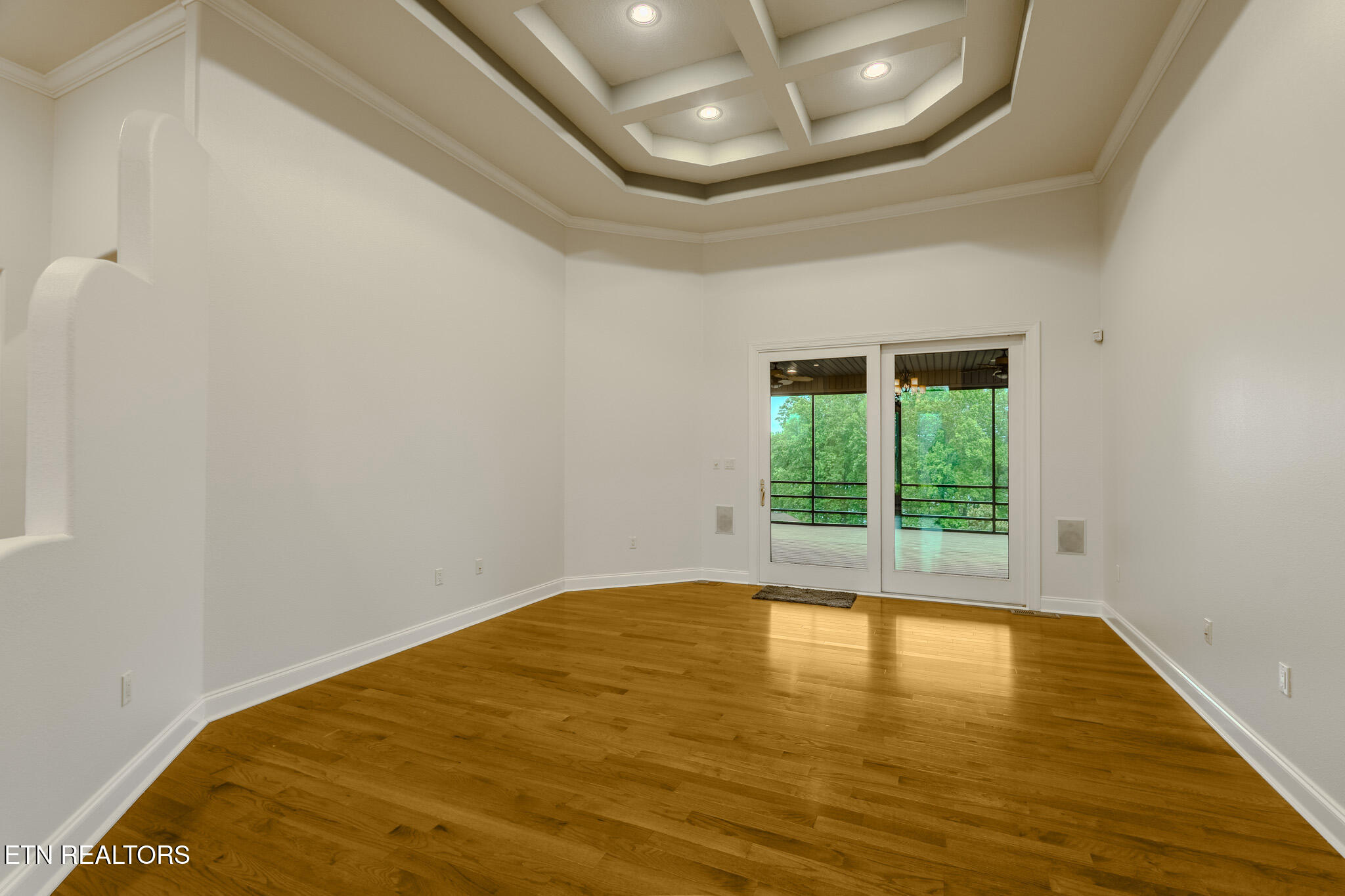 402 Catoosa Lane Loudon, TN 37774 - Photo 7 of 57 _DSC9669-HDR