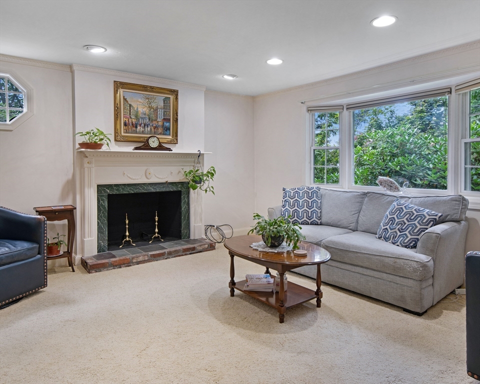 80 Foster Road Tewksbury, MA 01876 - Photo 8 of 34 Gallery Image 8