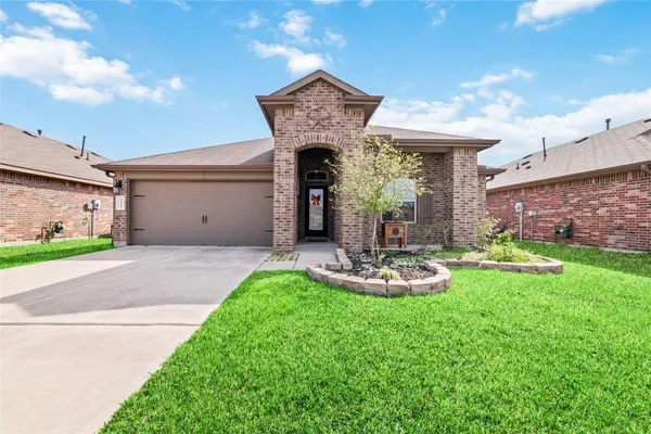 $2,100 | 3319 McDonough Way, Katy, TX 77494