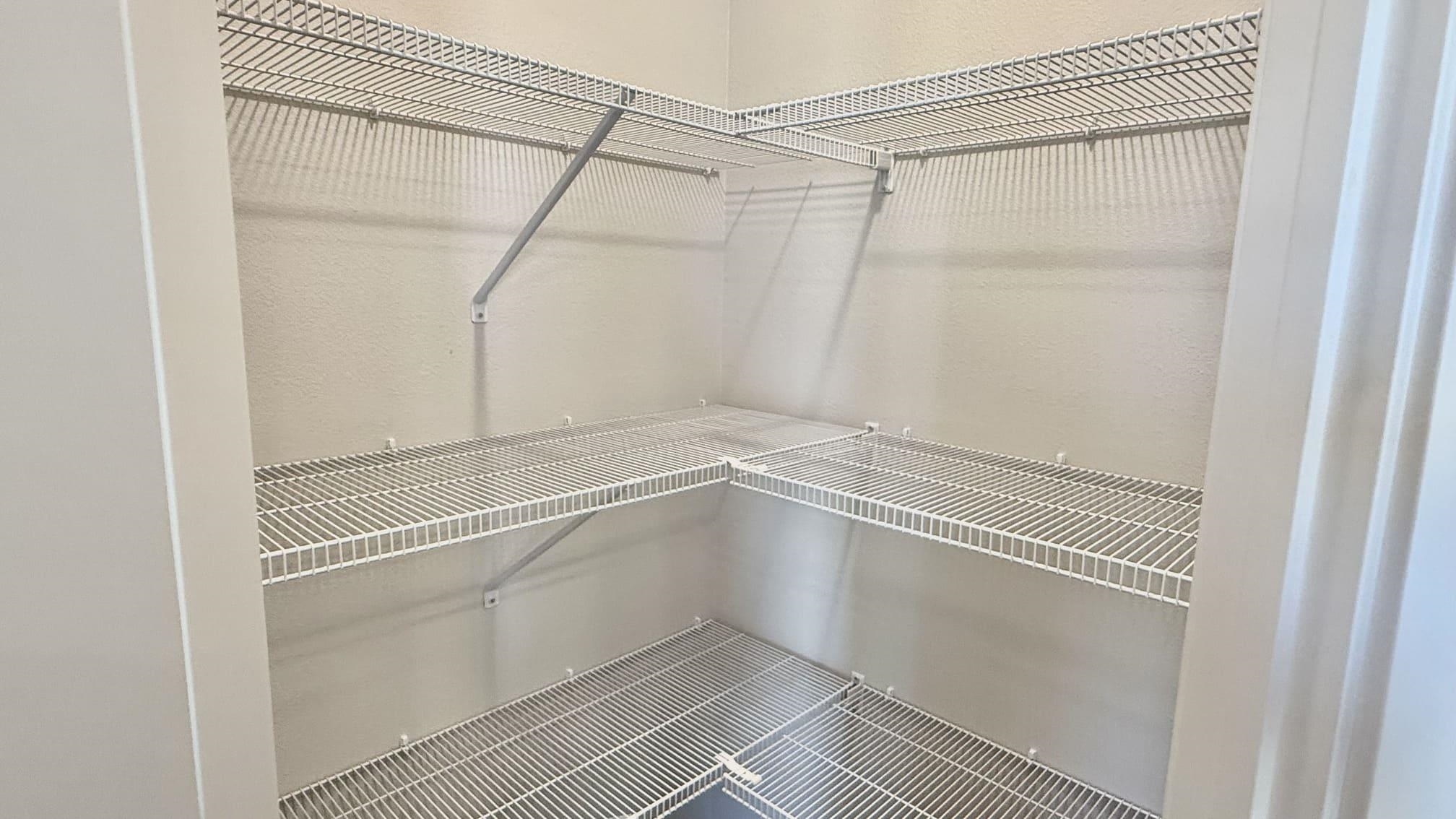 5883 Zabo Road Spokane, WA 99224 - Photo 4 of 30