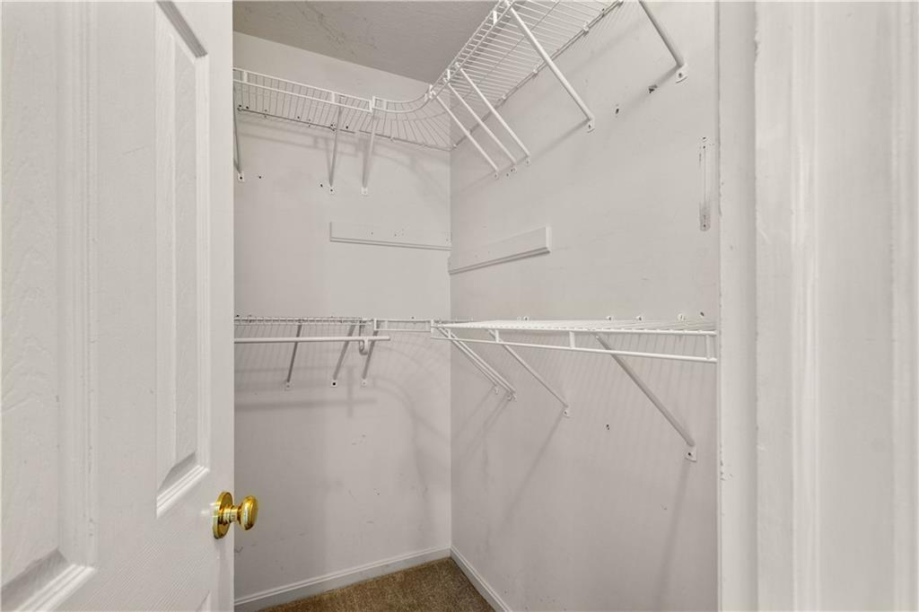 503 West McMurray Road Canonsburg, PA 15317 - Photo 19 of 40 PRIMARY BEDROOM WALK-IN CLOSET.