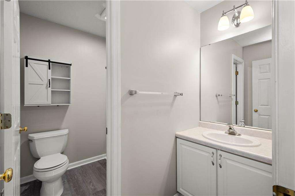 503 West McMurray Road Canonsburg, PA 15317 - Photo 26 of 40 HALL BATHROOM SHARED BY BEDROOM #2 AND #3.