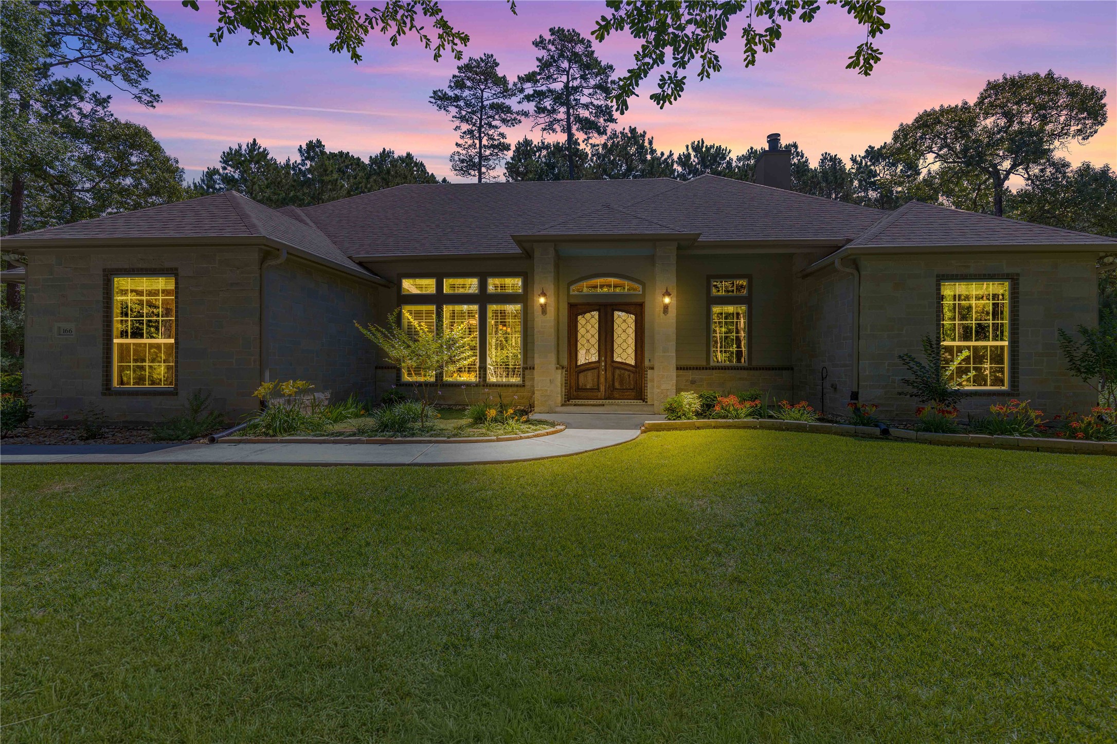 166 Rim Rock Road Huntsville, TX 77340 - Photo 3 of 50