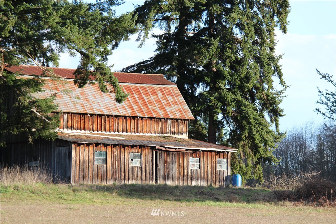 5331 Edens Road Anacortes, WA 98221 - Photo 7 of 11 Gallery Image 7